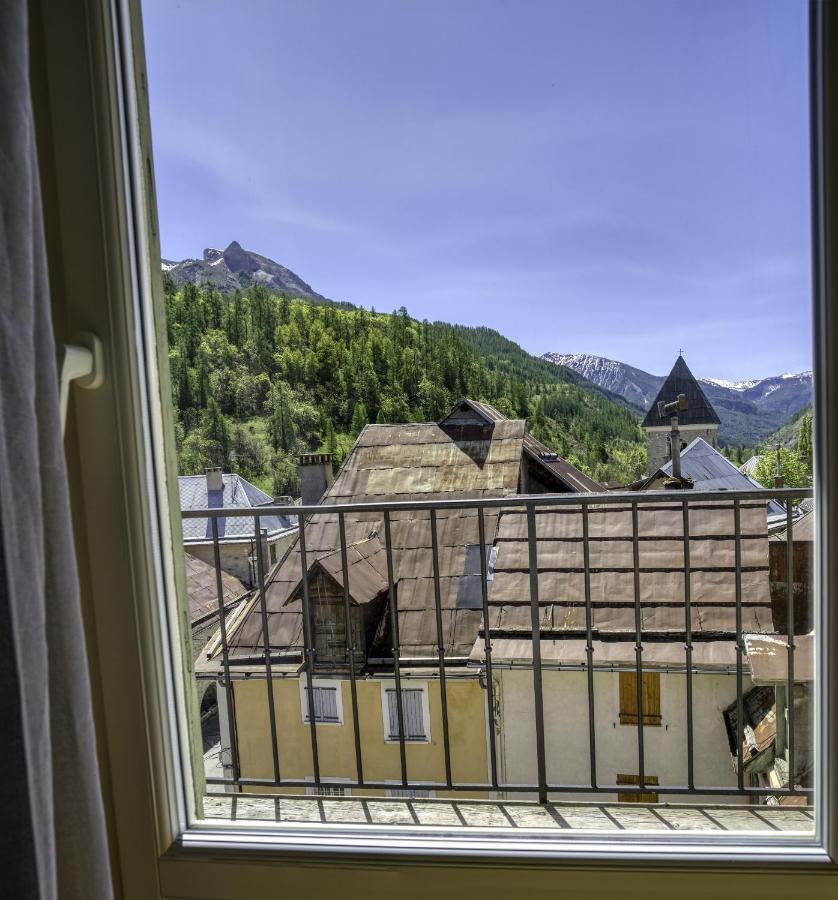 Hotel Pascal Allos Eksteriør bilde